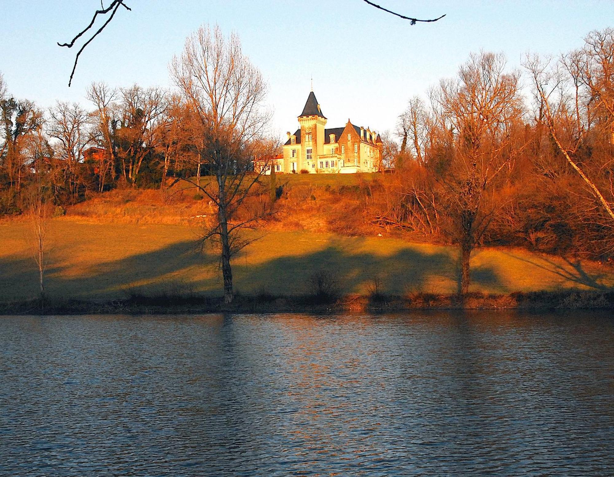 Chateau De Bellevue B&B Et Appartements Avec Piscine Chauffee Et Chambres Partout Climatisees Saint-Avit  Eksteriør bilde