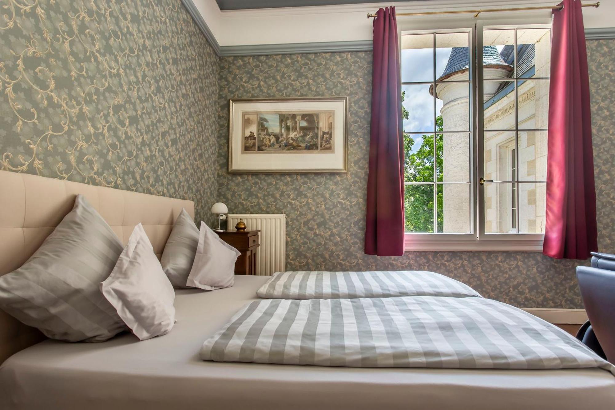 Chateau De Bellevue B&B Et Appartements Avec Piscine Saisonal Chauffee Et Chambres Partout Climatisees Saint-Avit  Eksteriør bilde