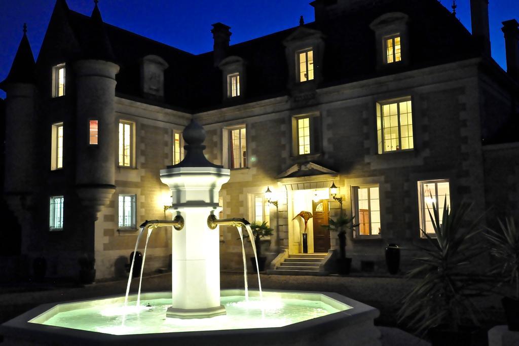 Chateau De Bellevue B&B Et Appartements Avec Piscine Saisonal Chauffee Et Chambres Partout Climatisees Saint-Avit  Eksteriør bilde